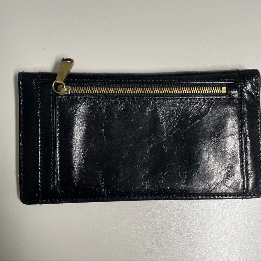 EUC black patent hobo wallet - Picture 2 of 5